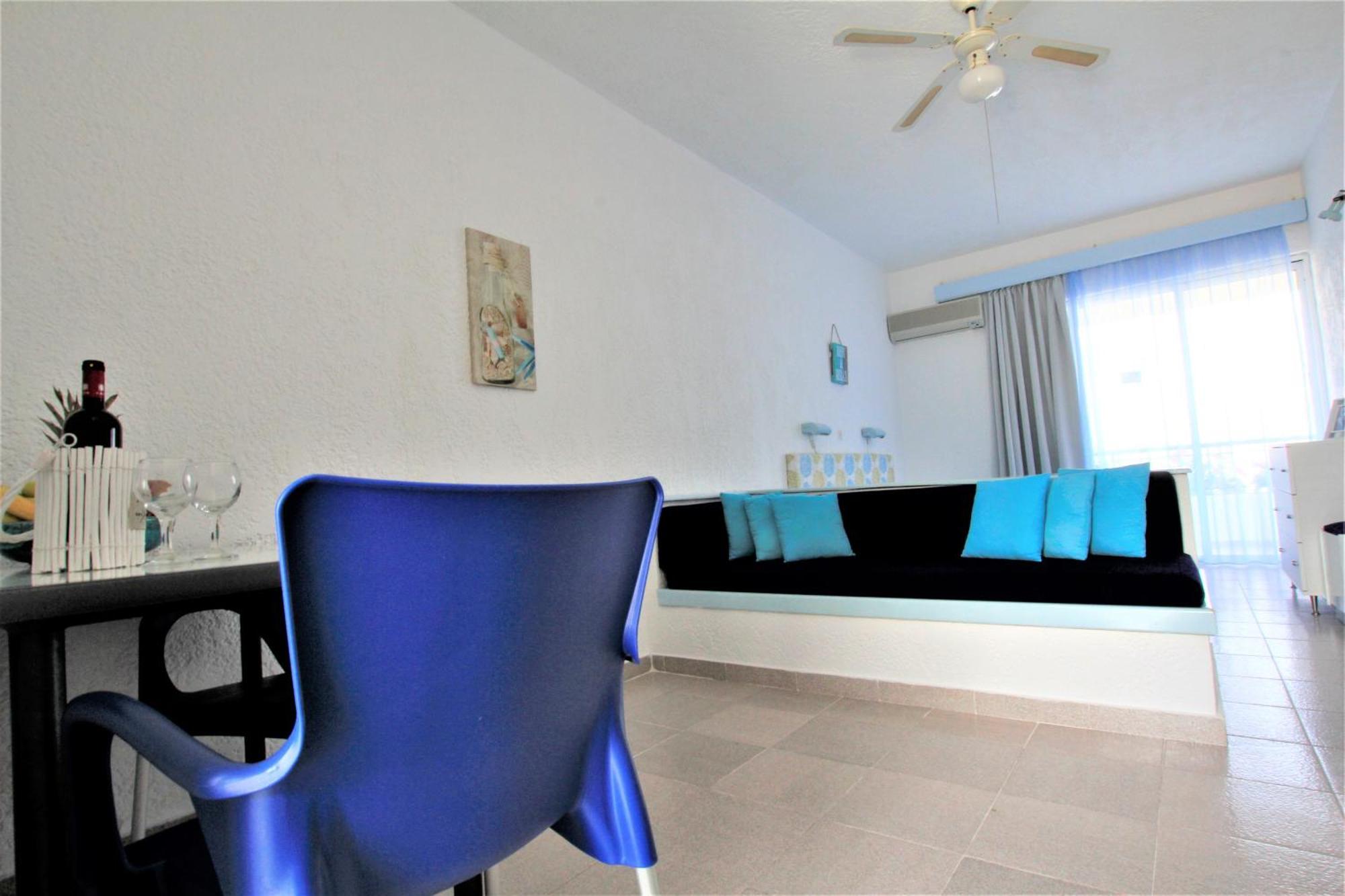Christiana Hotel Apartments เกนนาดี ห้อง รูปภาพ